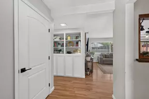 7336 Millicent Ct, Fair Oaks, CA 95628 - Photo 4