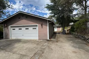 1063 Skyline Dr, Auburn, CA 95602 - Photo 40