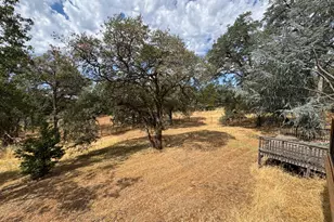 1063 Skyline Dr, Auburn, CA 95602 - Photo 32