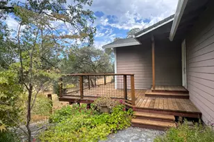 1063 Skyline Dr, Auburn, CA 95602 - Photo 1