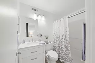 39 Del Vista Cir, Sacramento, CA 95823 - Photo 34