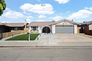 39 Del Vista Cir, Sacramento, CA 95823 - Photo 2