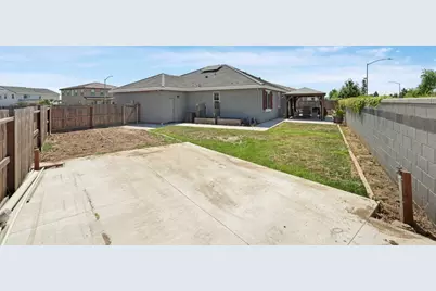 717 Cardoso Dairy Drive, Galt, CA 95632 - Photo 32