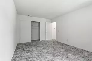 8252 Center Pkwy, Sacramento, CA 95823 - Photo 18