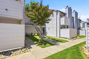 8252 Center Pkwy, Sacramento, CA 95823 - Photo 2