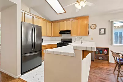4663 Cayman Court, Stockton, CA 95210 - Photo 12