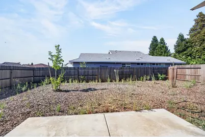 543 Fox Hunt Way, Rio Linda, CA 95673 - Photo 32