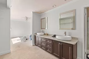 1310 Commons Dr, Sacramento, CA 95825 - Photo 30