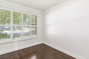 1310 Commons Dr, Sacramento, CA 95825 - Photo 4