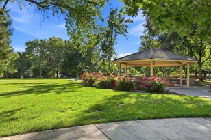 8804 Bradbury Ct, Elk Grove, CA 95624 - Photo 36