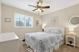 8804 Bradbury Ct, Elk Grove, CA 95624 - Photo 18