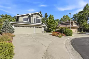 8804 Bradbury Ct, Elk Grove, CA 95624 - Photo 64