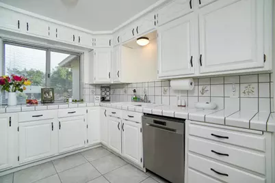 6820 Admiral Avenue, Fair Oaks, CA 95628 - Photo 10