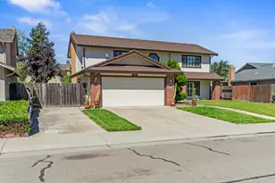 9843 Spindrift Way, Stockton, CA 95209 - Photo 2