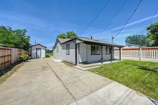 1825 Roy Ave, Sacramento, CA 95815 - Photo 1