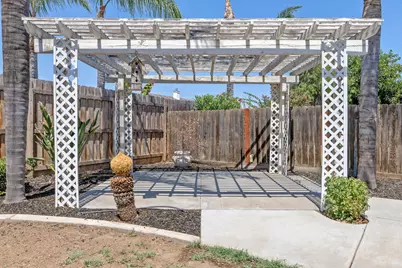 2138 Freedom Street, Hanford, CA 93230 - Photo 42