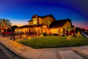 751 Savignon Blanc Ct, Los Banos, CA 93635 - Photo 2
