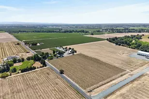 10112 E Woodbridge Rd, Acampo, CA 95220 - Photo 14