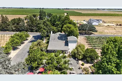 10112 E Woodbridge Road, Acampo, CA 95220 - Photo 10