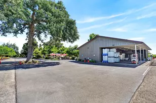10112 E Woodbridge Rd, Acampo, CA 95220 - Photo 36