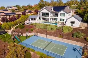 4918 Moreau Ct, El Dorado Hills, CA 95762 - Photo 2
