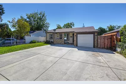 2660 23rd Avenue, Sacramento, CA 95820 - Photo 2