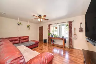 2660 23rd Ave, Sacramento, CA 95820 - Photo 6