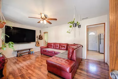 2660 23rd Avenue, Sacramento, CA 95820 - Photo 4