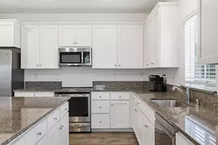 12201 Encanto Wy, Rancho Cordova, CA 95742 - Photo 10