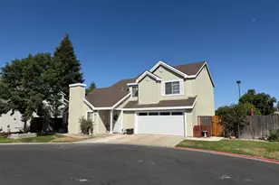 8665 N Cedar Ave, Fresno, CA 93720 - Photo 2