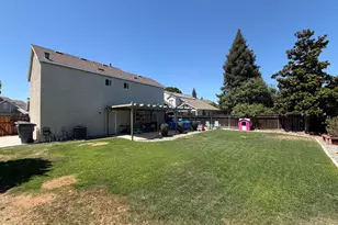 8665 N Cedar Ave, Fresno, CA 93720 - Photo 42