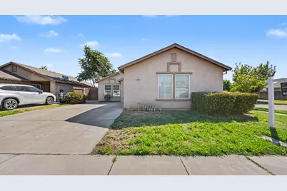 831 Emily Street, Turlock, CA 95380 - Photo 2