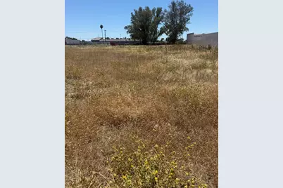 6433 Watt Avenue, North Highlands, CA 95660 - Photo 2