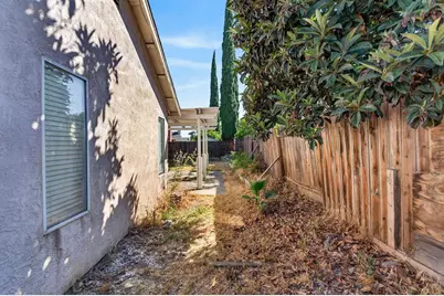 2450 Fairway Glen Street, Stockton, CA 95206 - Photo 32