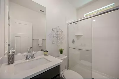 9327 Mystic Lake Aly, Sacramento, CA 95829 - Photo 18
