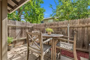 5638 Hamilton St, Sacramento, CA 95842 - Photo 36