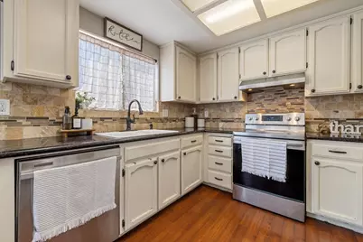 1742 Swenson Court, Stockton, CA 95206 - Photo 10