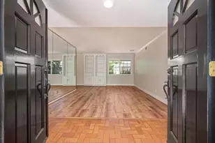 8941 La Riviera Dr, Sacramento, CA 95826 - Photo 6