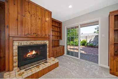 8941 La Riviera Drive, Sacramento, CA 95826 - Photo 14