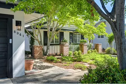 8941 La Riviera Drive, Sacramento, CA 95826 - Photo 2