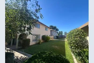 1527 Irwin Avenue, Escalon, CA 95320 - Photo 2