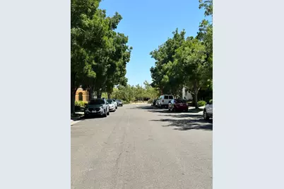 188 S Pacifico Street, Mountain House, CA 95391 - Photo 32