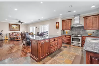8654 Bradshaw Road, Elk Grove, CA 95624 - Photo 10