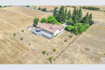 8654 Bradshaw Road, Elk Grove, CA 95624 - Photo 36