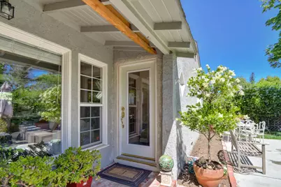 4400 E Nichols Avenue, Sacramento, CA 95820 - Photo 8