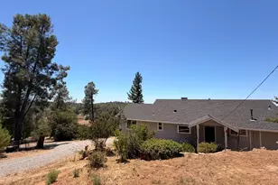7436 Eagle View Dr, Mountain Ranch, CA 95246 - Photo 32
