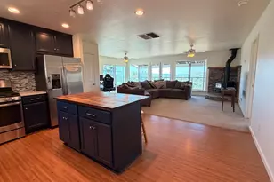 7436 Eagle View Dr, Mountain Ranch, CA 95246 - Photo 2