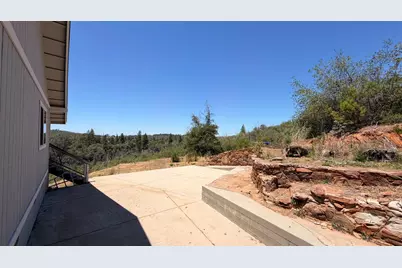 7436 Eagle View Drive, Mountain Ranch, CA 95246 - Photo 36