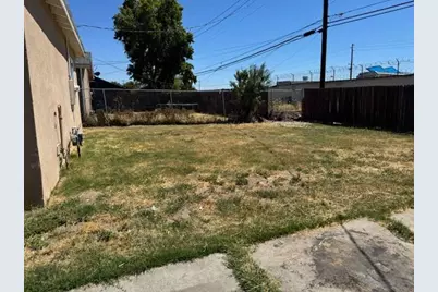 2437 Phelps Street, Stockton, CA 95206 - Photo 14