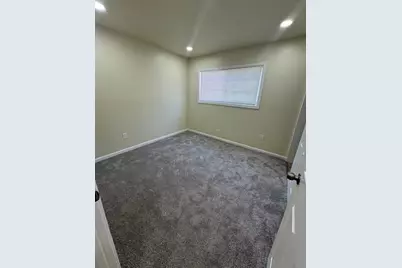 2437 Phelps Street, Stockton, CA 95206 - Photo 6